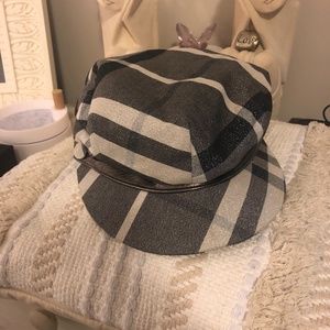Burberry hat